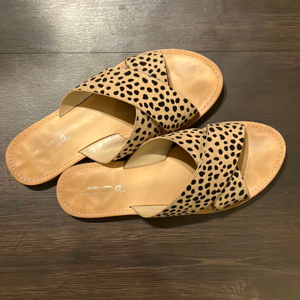 Soda brand cheetah print sandals size 7.